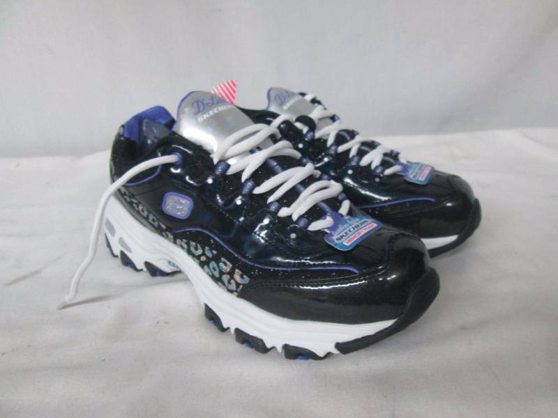 lot 70 image: Skechers Womens DLite No Boundaries Sneakers