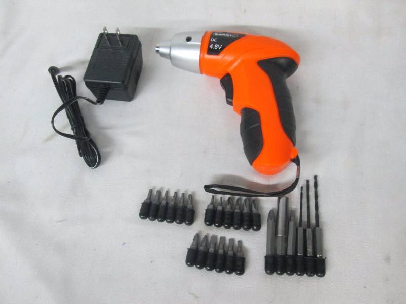 lot 58 image: 25-pc. Cordless Screwdriver Set