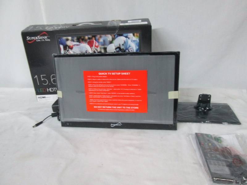 lot 18 image: SuperSonic 15.6 720p LED TV