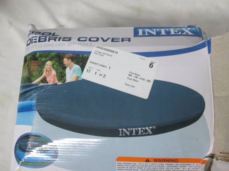 lot 46 image: Intex 12 Round Pool Cover