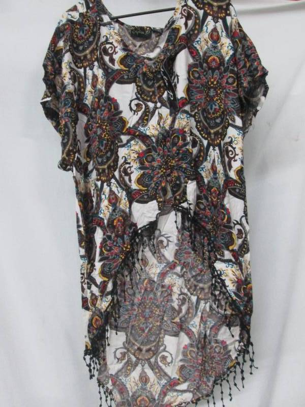 lot 80 image: Lola P Flutter-Sleeve Hi-Lo Top