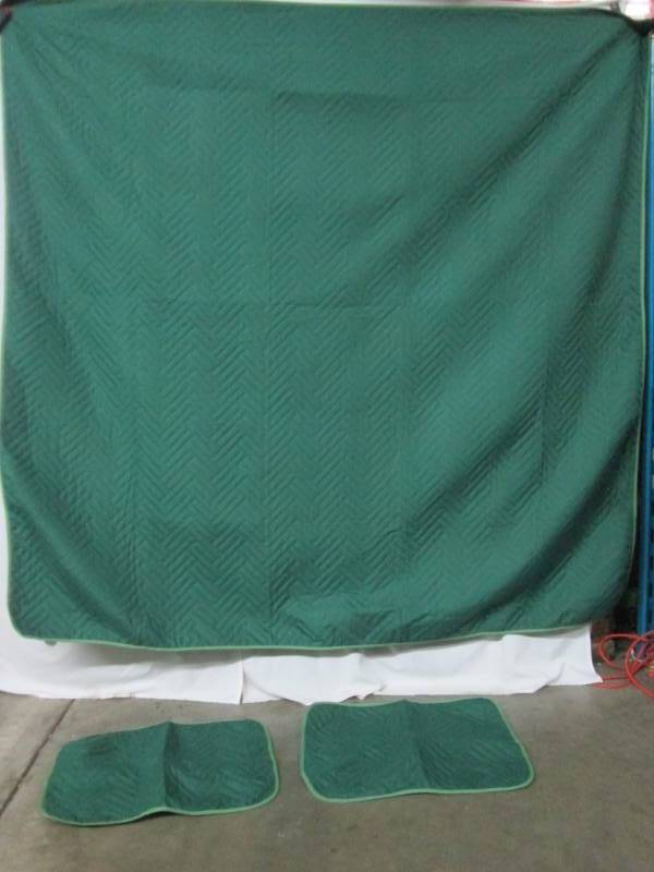 lot 53 image: Alcove Fall Reversible Coverlet Set - FullQueen