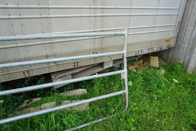 12 Metal Tubular Gate