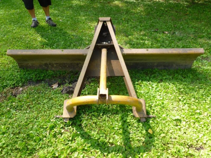 Kewanee Tractor Blade