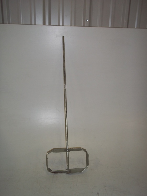 lot 17 image: Large Mixing Paddle