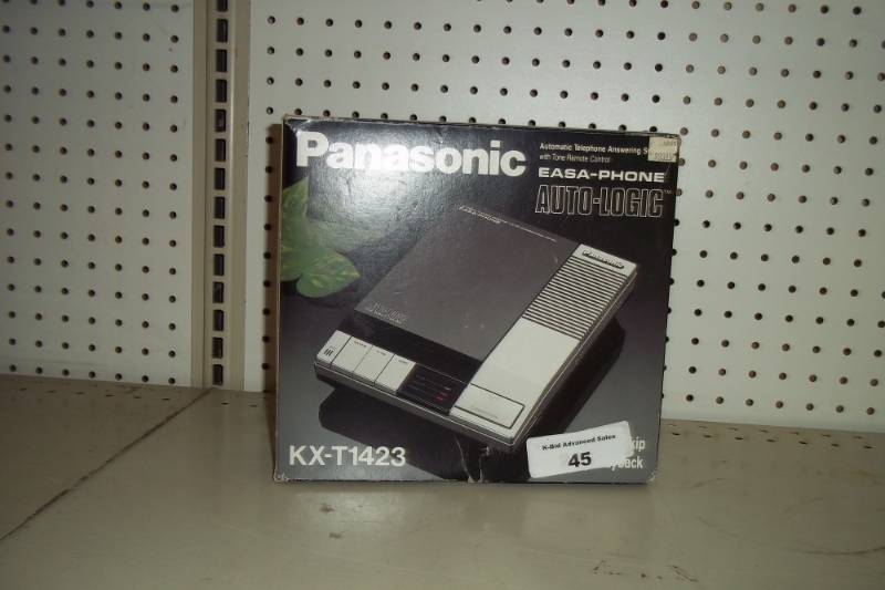 lot 45 image: Panasonic Answering Machine