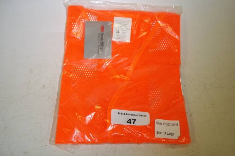 lot 47 image: Safety Vest