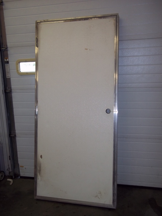 lot 75 image: 36 Entry Door with frame