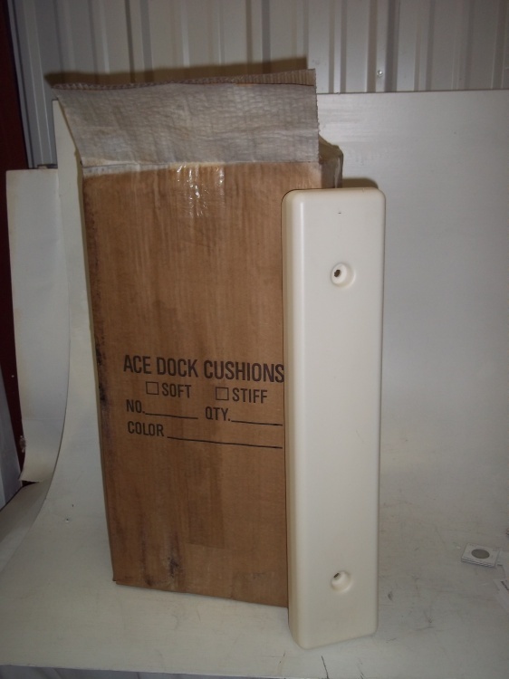 lot 94 image: Case of 12 New Dock Cushions 4.5 x 2 x 24