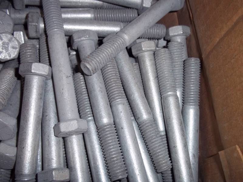 lot 102 image: New 150 12 x 4 HB Grade 8 Bolts