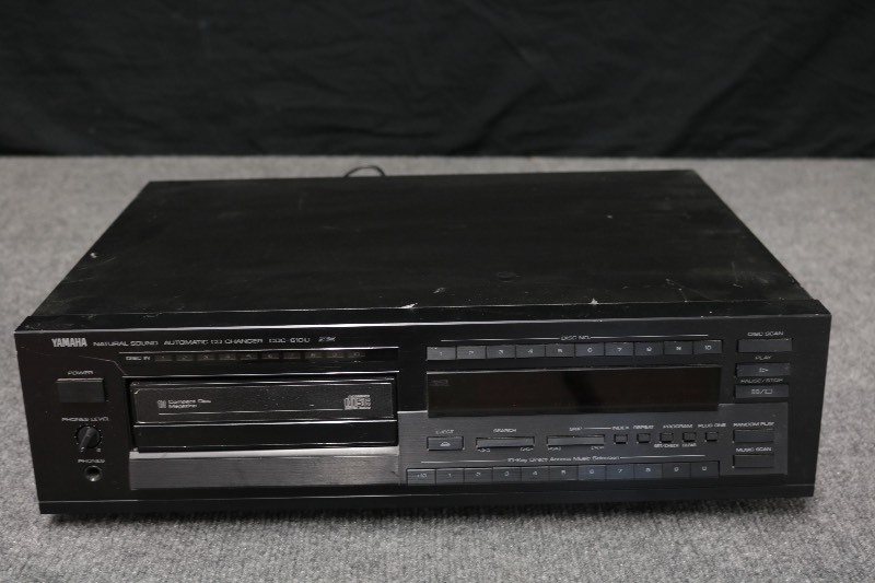 Yamaha CDC - 6100