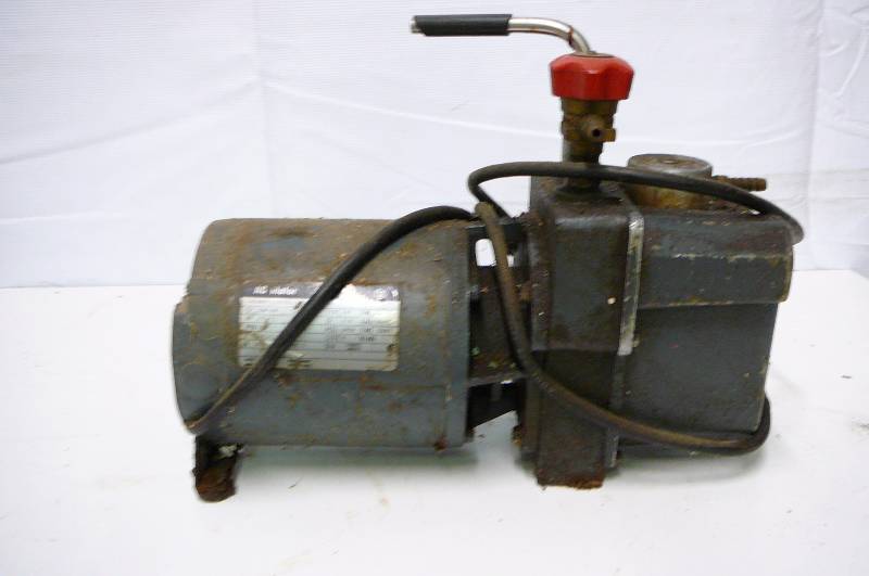 AC Vacuum Pump Catching Model 8030 13 hip