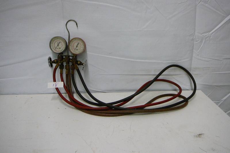 AC Gauges & Hoses