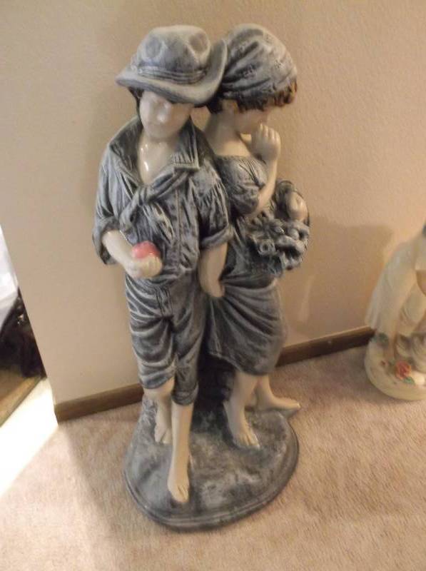 Statue