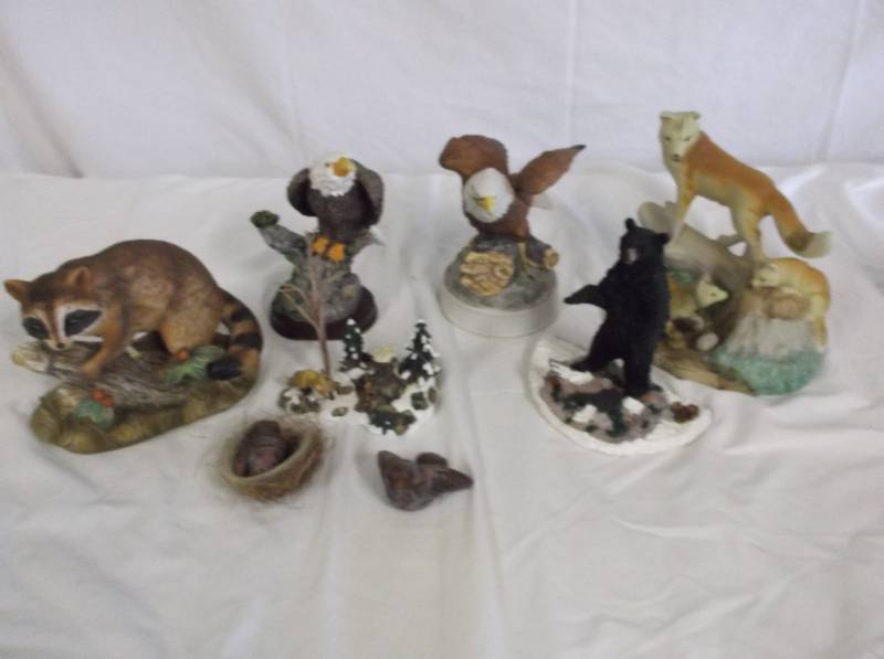 Figurines