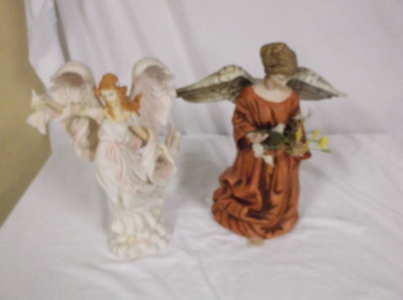 Figurines