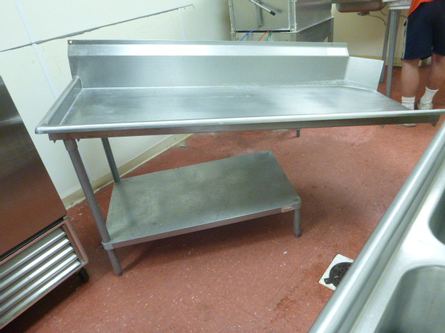 lot 14 image: Advanced Tabco Clean Straight Dish Table Left Clean Side