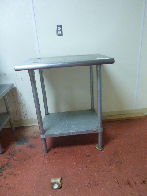 lot 23 image: Advance Stainless Steel Table