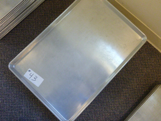 lot 43 image: 14 Full Size Sheet Pans