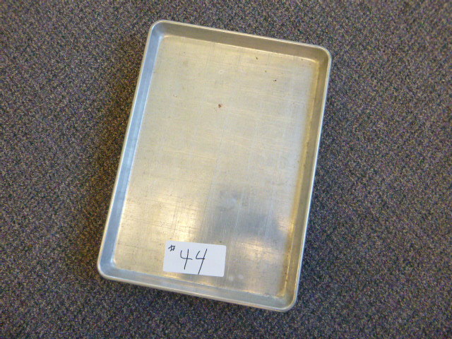 lot 44 image: 6 12 Size Sheet Pans