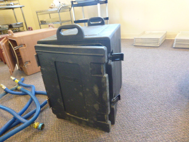 lot 51 image: Carlisle HotCold Transport Case