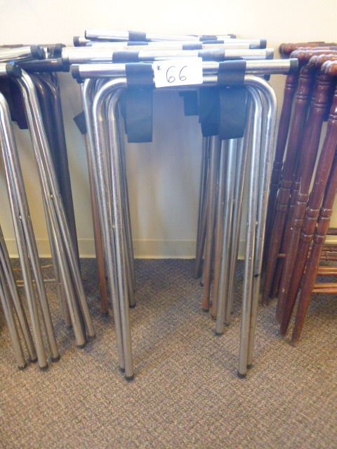 lot 66 image: 7 Metal Tray Jacks