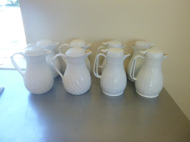 lot 109 image: 8 Coffee Hot Pots
