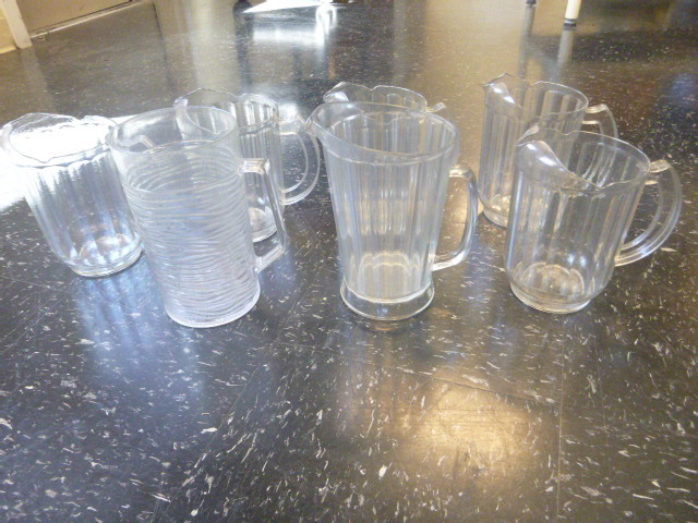 lot 115 image: 7 Miscellaneous Plastic Pitchers