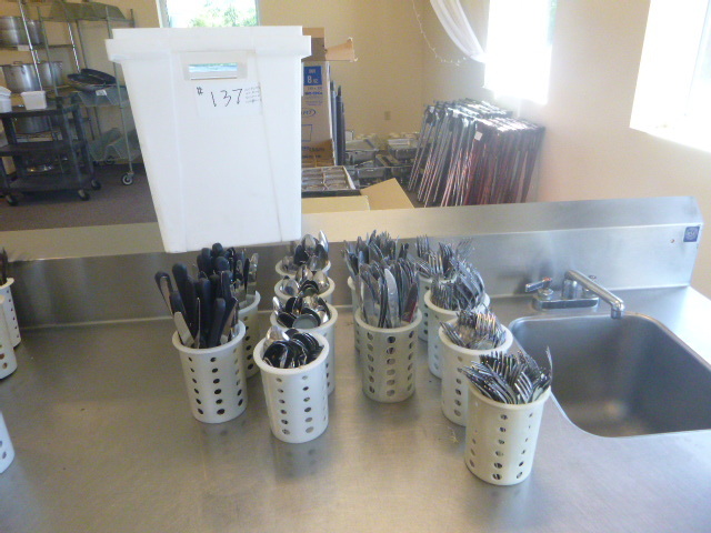 lot 137 image: Silverware