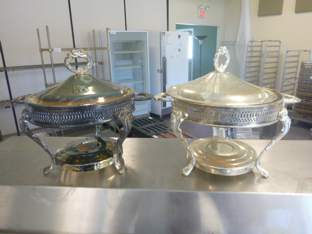 lot 140 image: 2 Chafing Dishes
