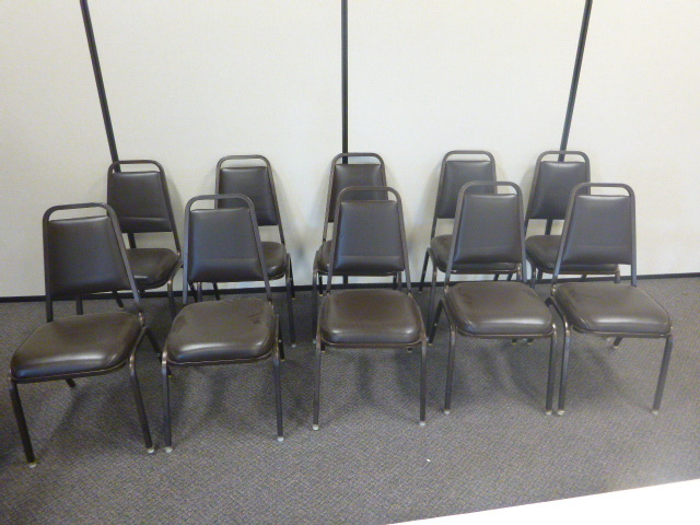 lot 147 image: 10 Padded Chairs