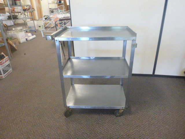 lot 200 image: Lakeside Utility Cart