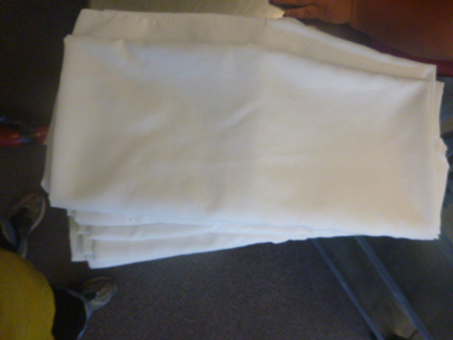 lot 202 image: 10 Round Table Cloths