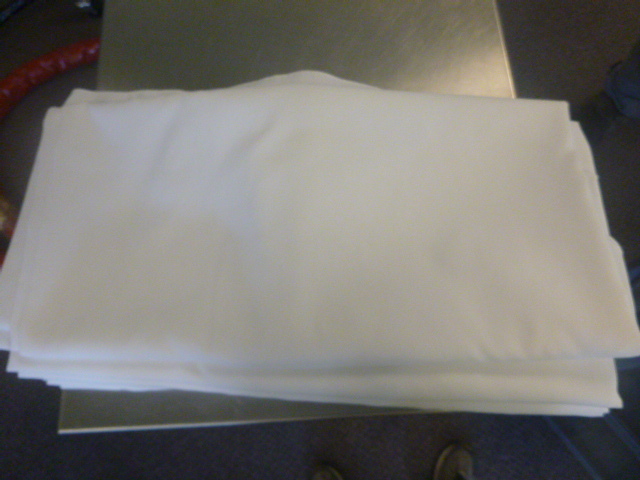 lot 204 image: 10 Round Table Cloths
