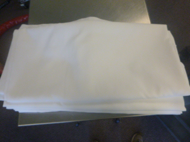 lot 205 image: 10 Round Table Cloths