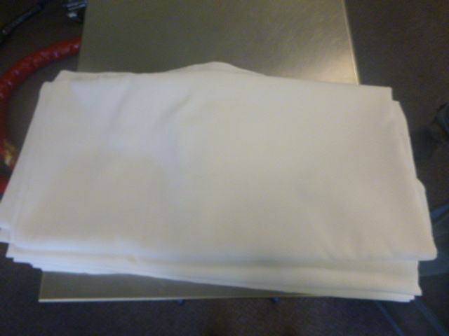 lot 206 image: 10 Round Table Cloths