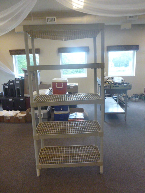 lot 226 image: Continental Plastic Shelf