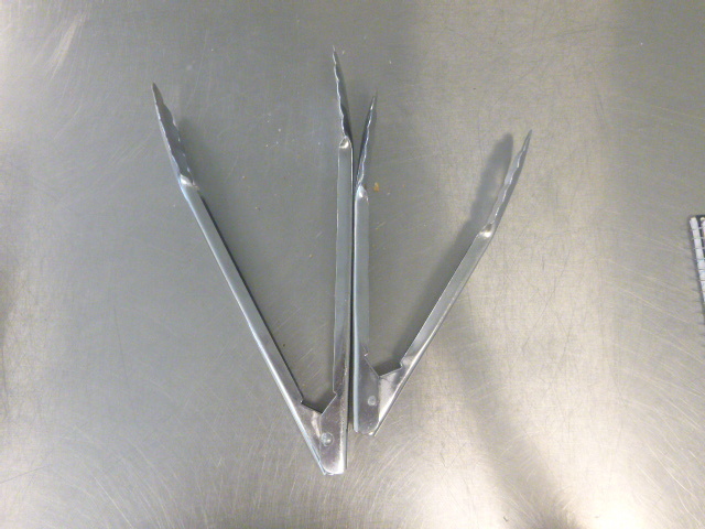 lot 246 image: 2 Tongs