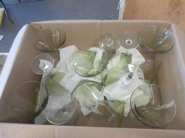 lot 256 image: 15 Martini Glasses