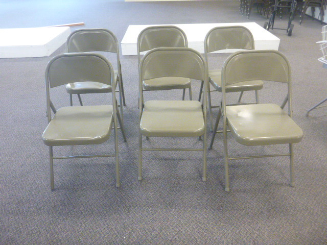 lot 293 image: 6 Metal Folding Chairs