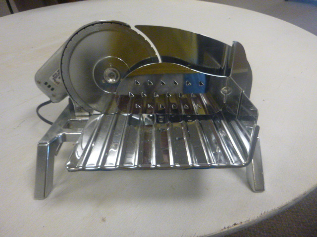 lot 305 image: Small Rival Electric Food Slicer