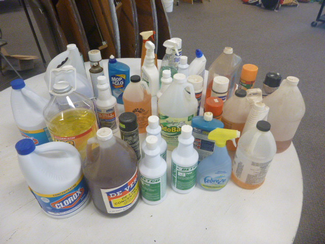 lot 306 image: Miscellaneous Bottles of Cleaners