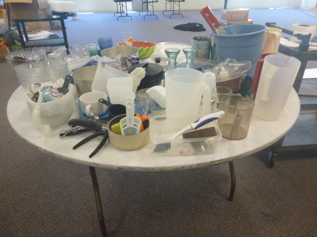 lot 321 image: Miscellaneous Kitchen Items