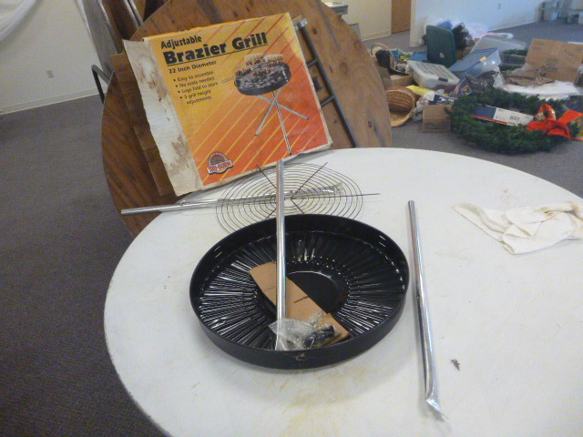 lot 366 image: Adjustable Brazier Grill