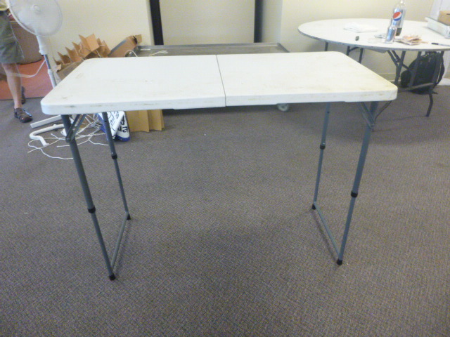 lot 369 image: 4 Lifetime Folding Tables