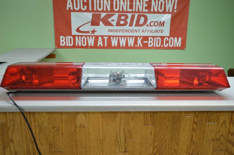 lot 4 image: Code 3 Light Bar (used and needs work)