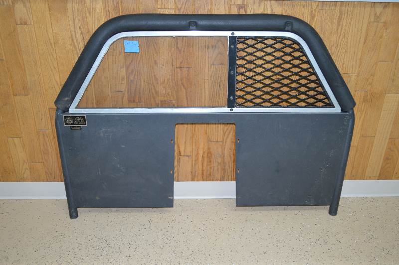 lot 15 image: Partition for sedan pd cruzer.