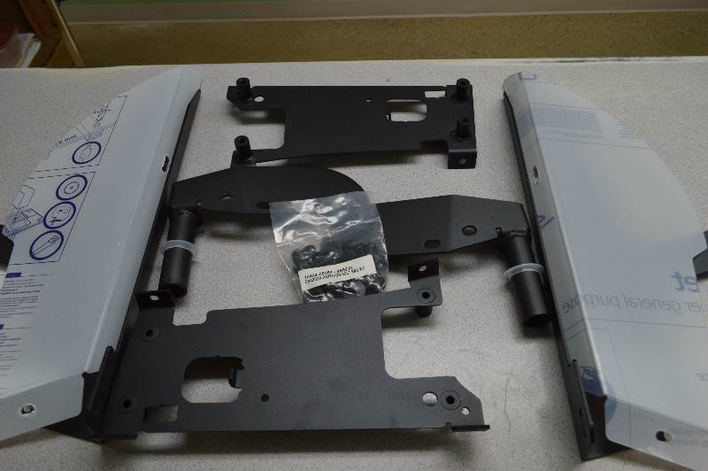 lot 17 image: Partition install kit for Dodge Charger