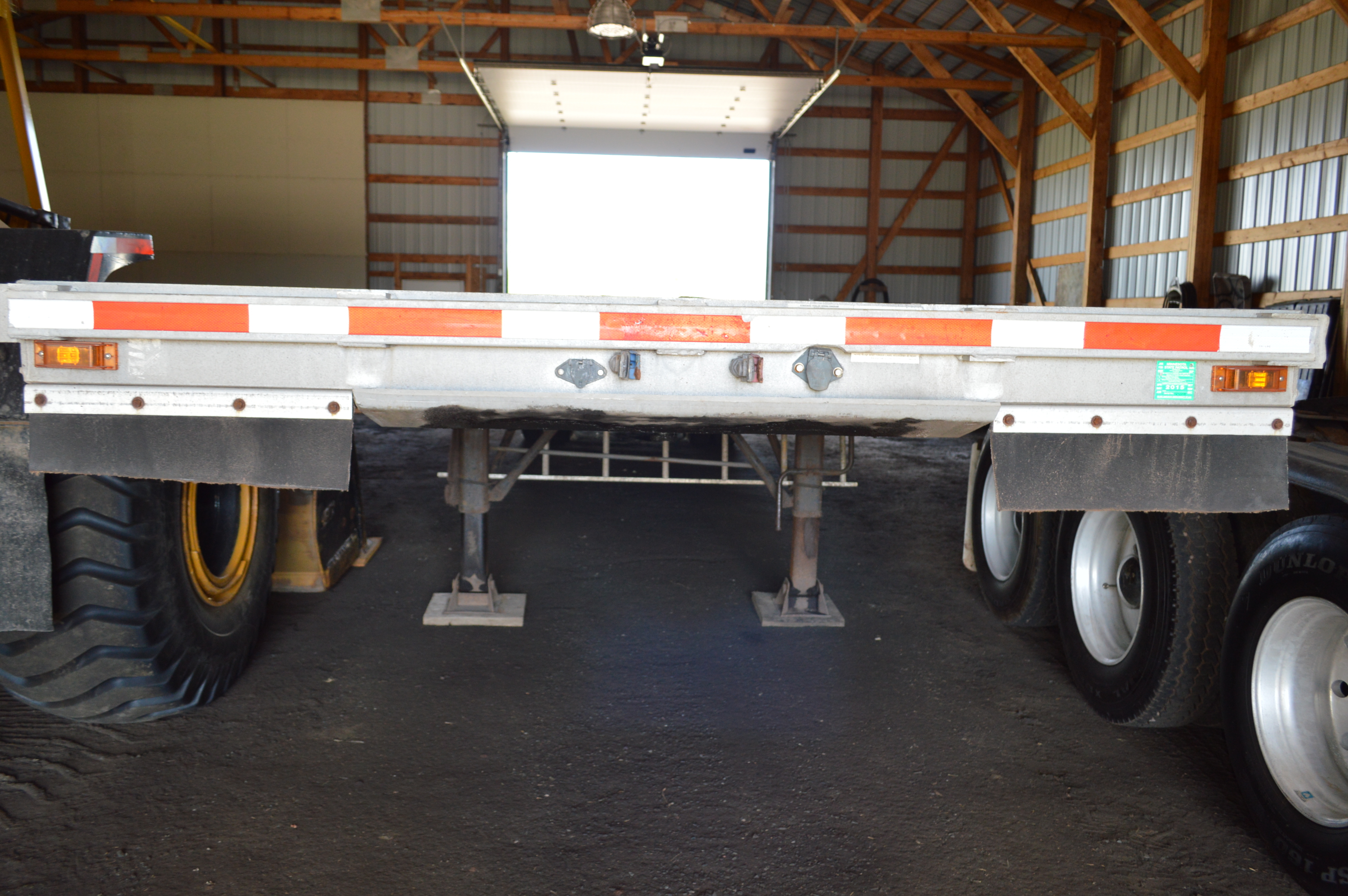 lot 19 image: 1995 RAVENS ALL ALUMINUM 48 TRAILER