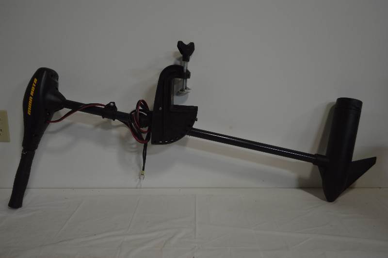 lot 33 image: Minn Kota trolling motor